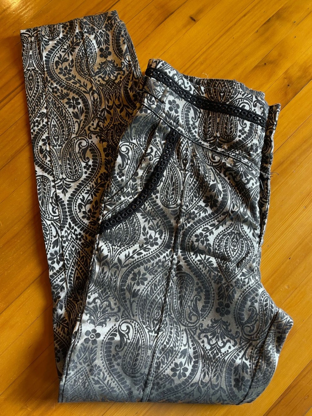Men’s Patterned Black & Gray Paisley Pants